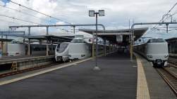 415945 B