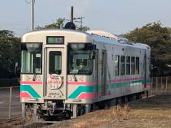 1815017 B