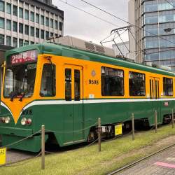 384091 B