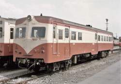 551892 B