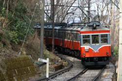 61742 B